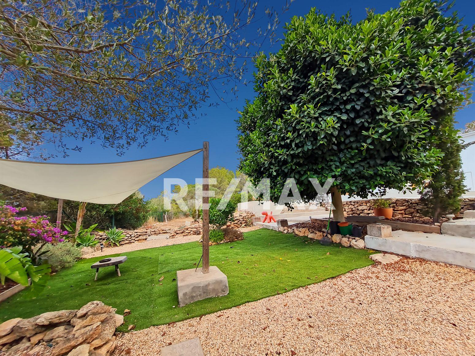 Chalet for Sale in Sant Antoni de Portmany