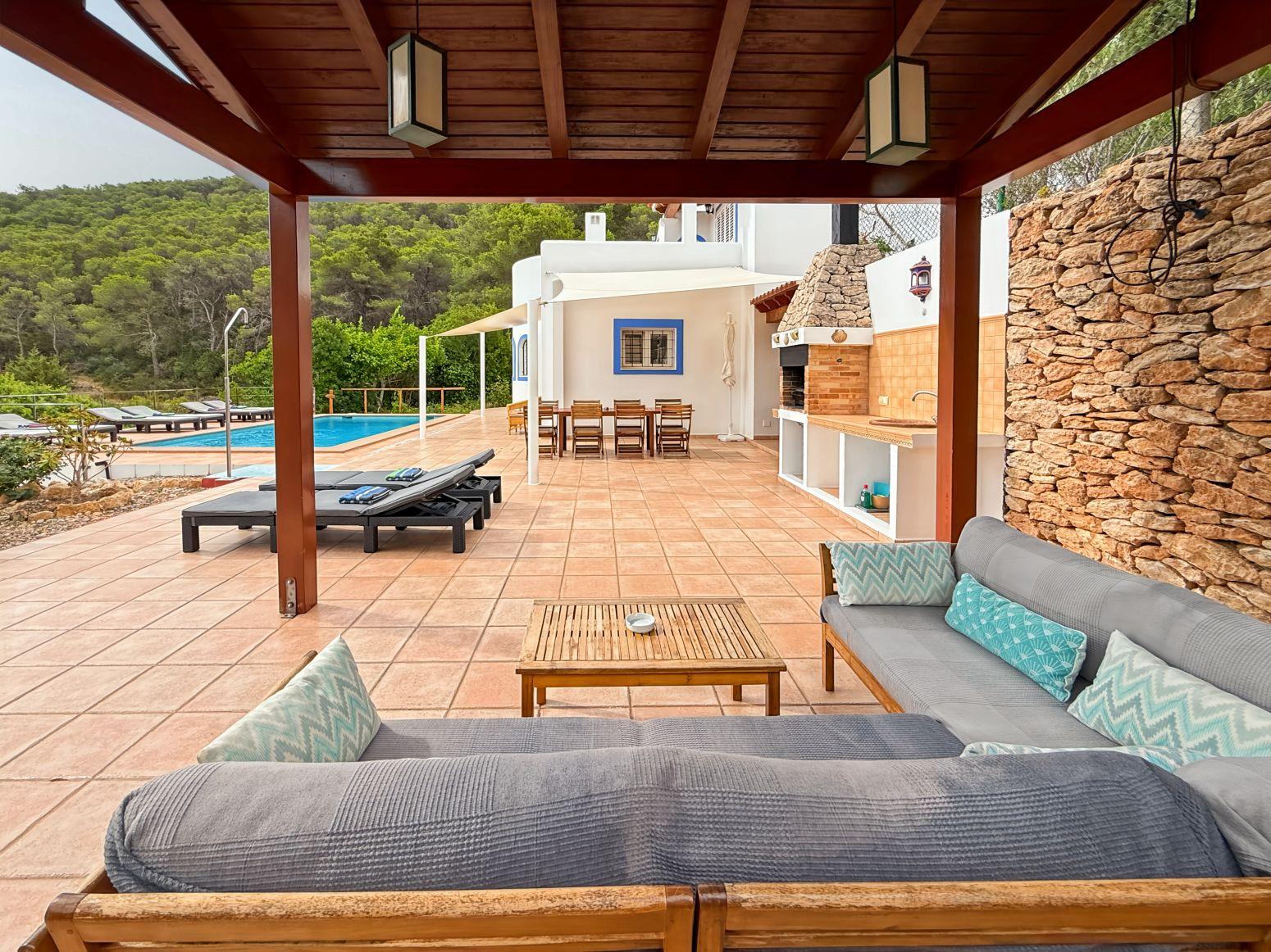 Chalet for Sale in Santa Eulalia del Río
