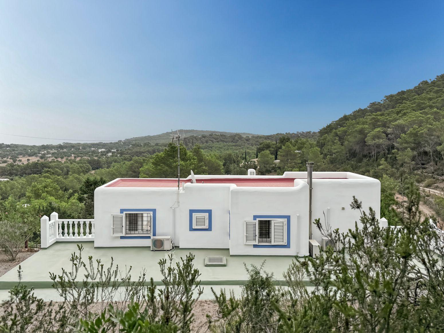 Chalet for Sale in Santa Eulalia del Río