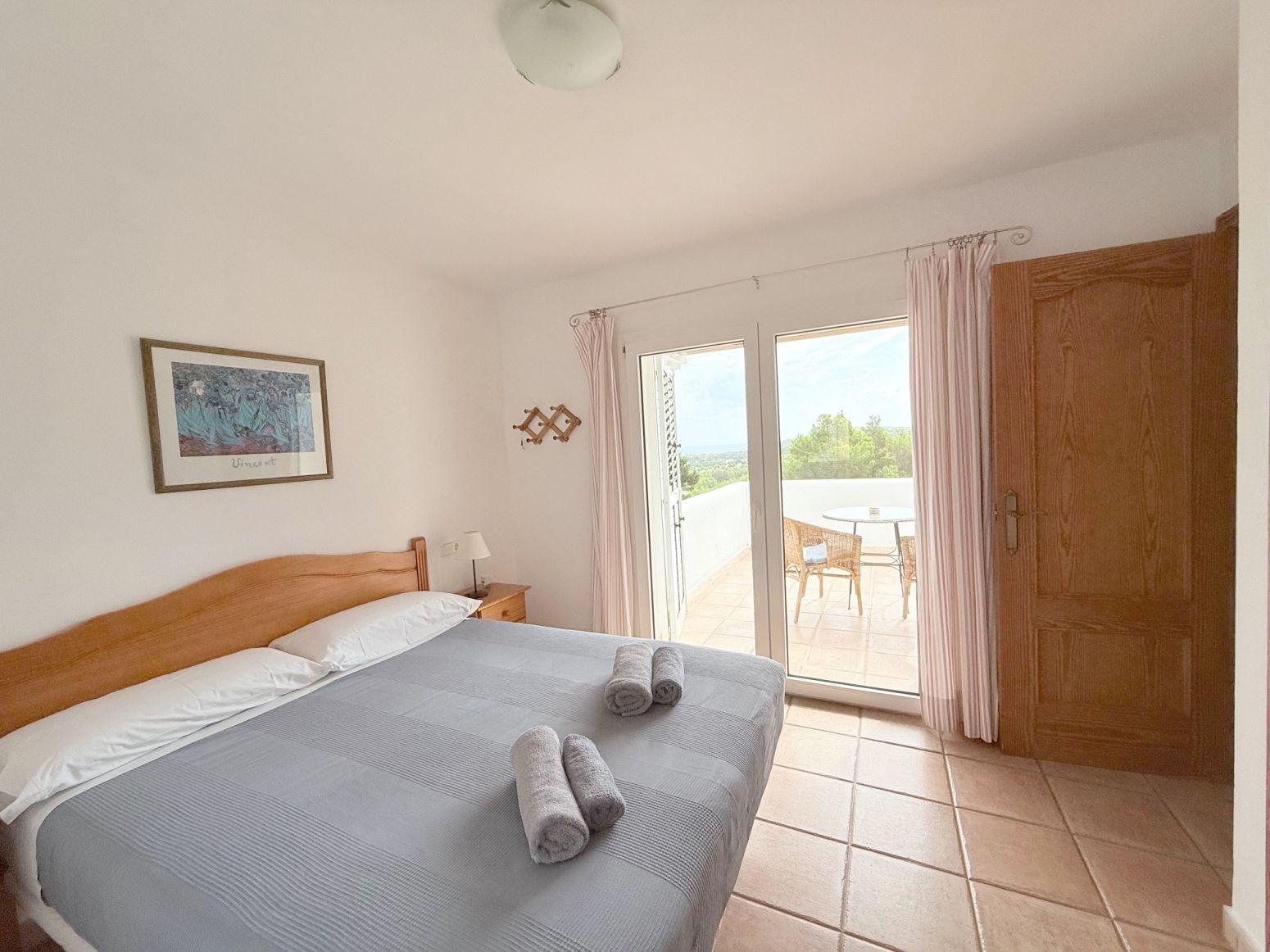 Chalet for Sale in Santa Eulalia del Río
