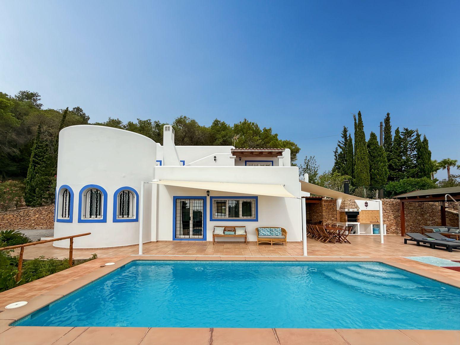 Chalet for Sale in Santa Eulalia del Río