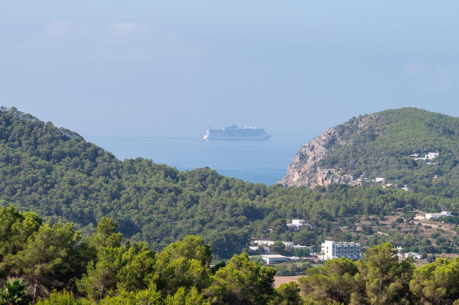 Chalet for Sale in Santa Eulalia del Río