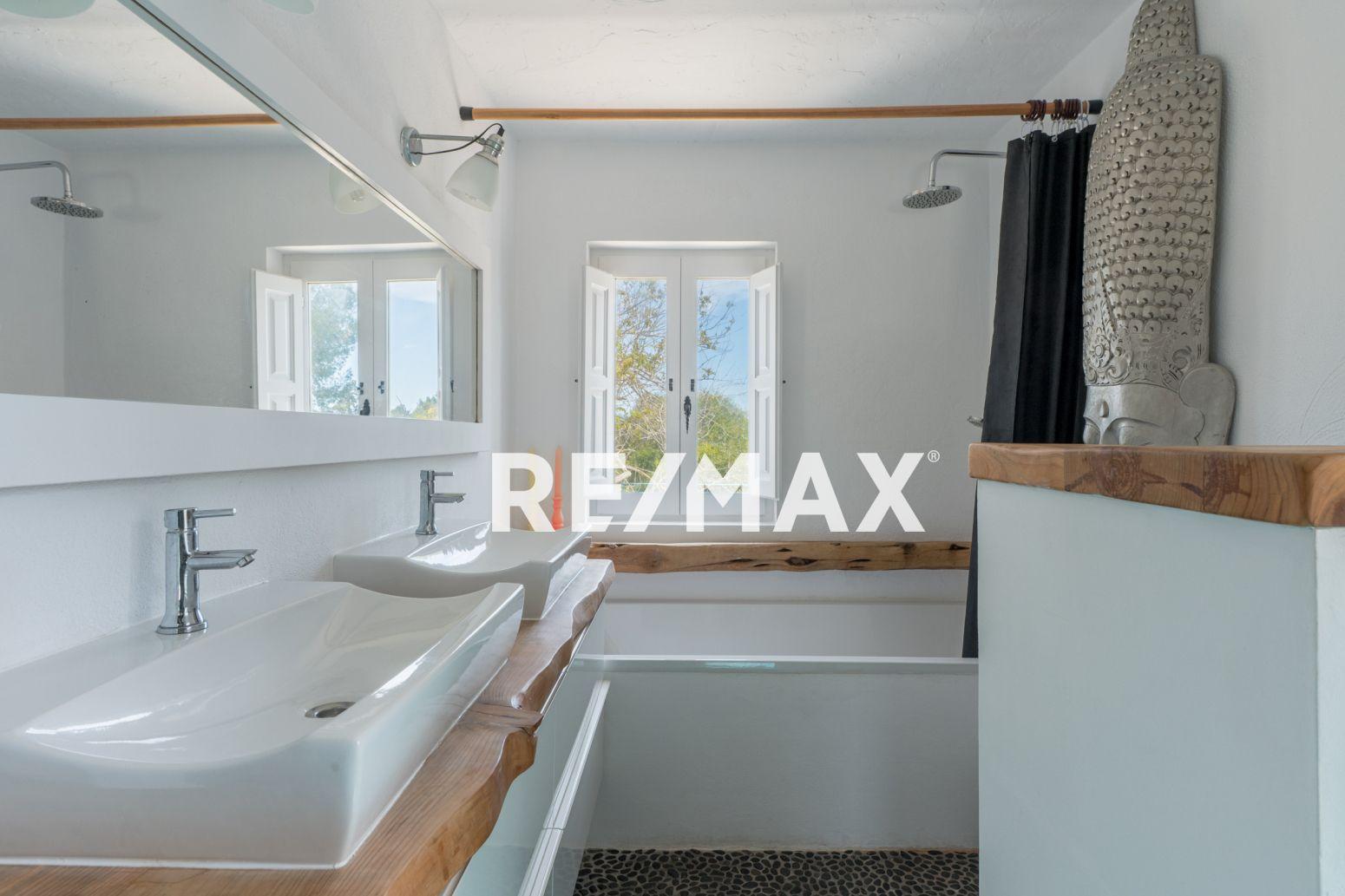 Chalet for Sale in Sant Josep de sa Talaia
