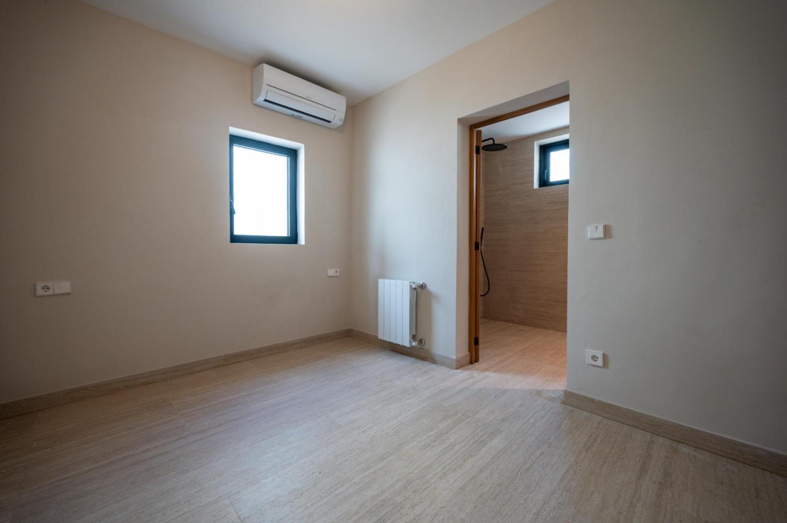 Villa for Sale in Santa Eulalia del Río