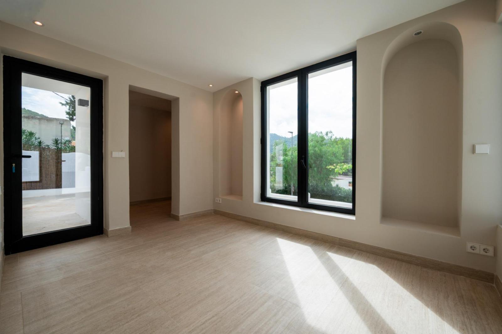 Villa for Sale in Santa Eulalia del Río