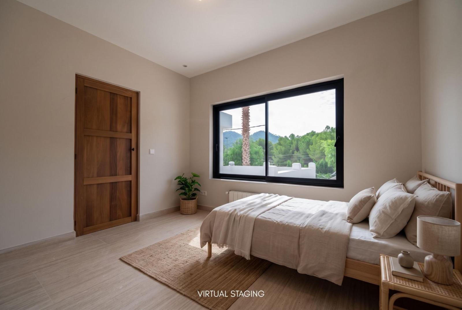 Villa for Sale in Santa Eulalia del Río