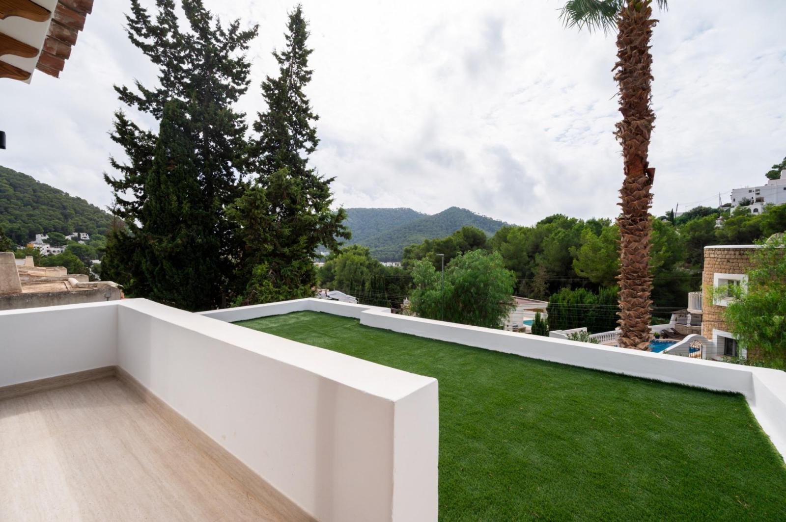 Villa for Sale in Santa Eulalia del Río