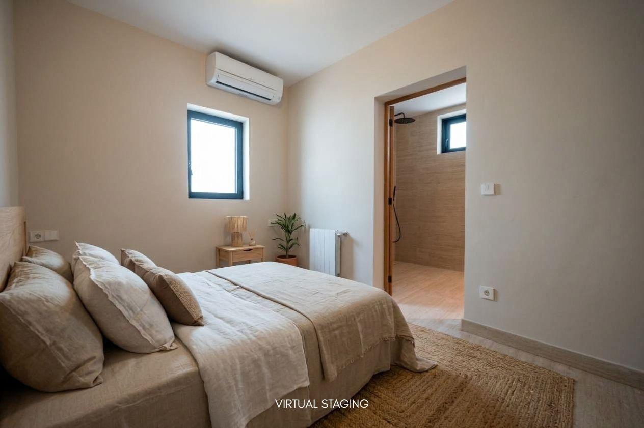 Villa for Sale in Santa Eulalia del Río