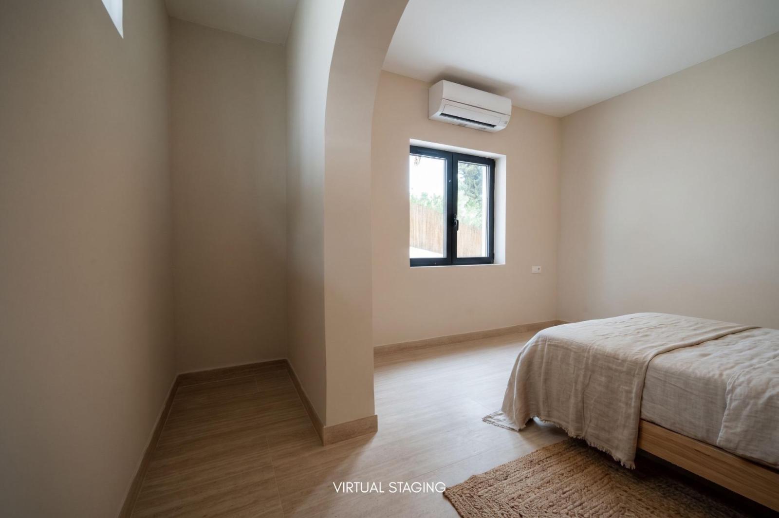 Villa for Sale in Santa Eulalia del Río