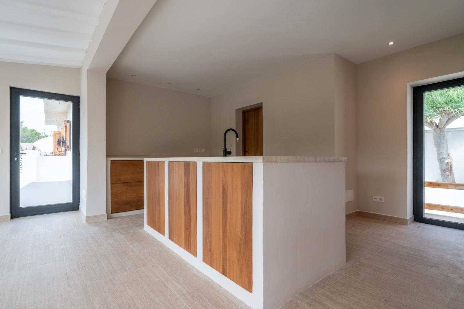 Villa for Sale in Santa Eulalia del Río