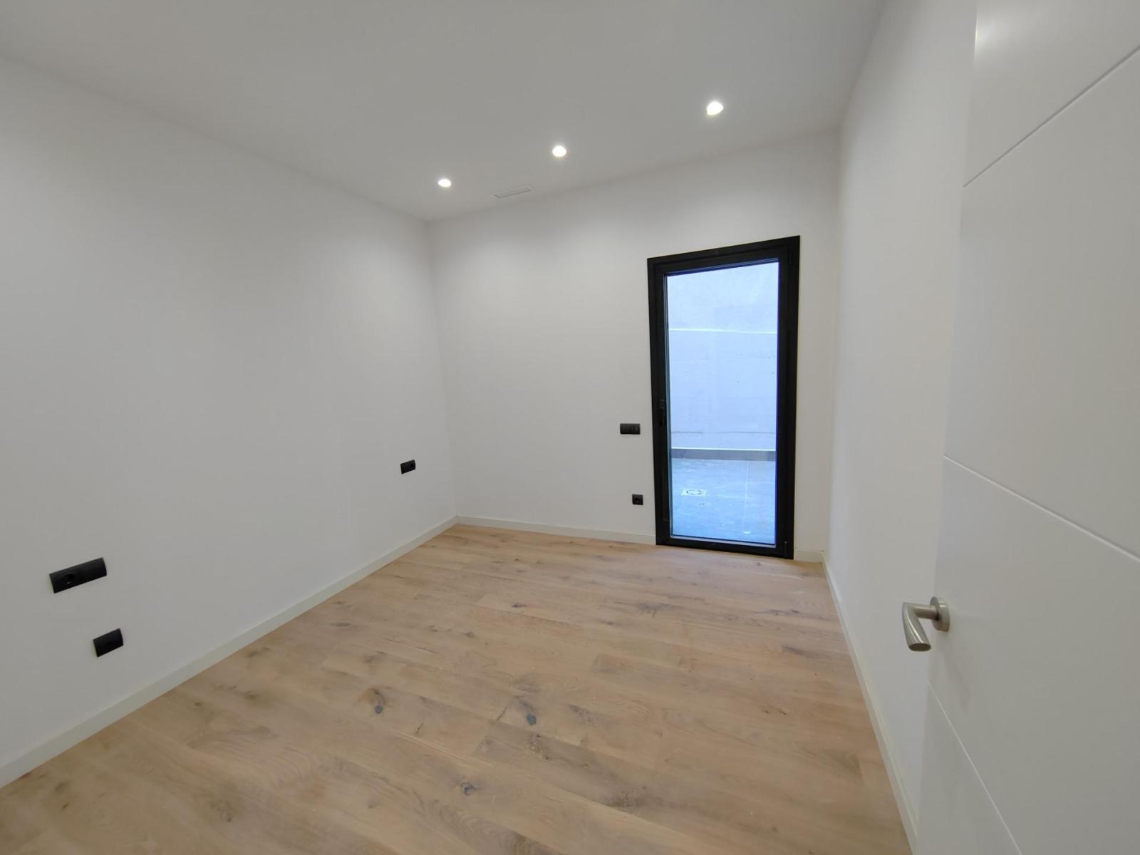 Flat for Sale in Barcelona