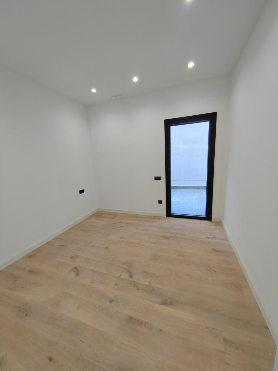 Flat for Sale in Barcelona