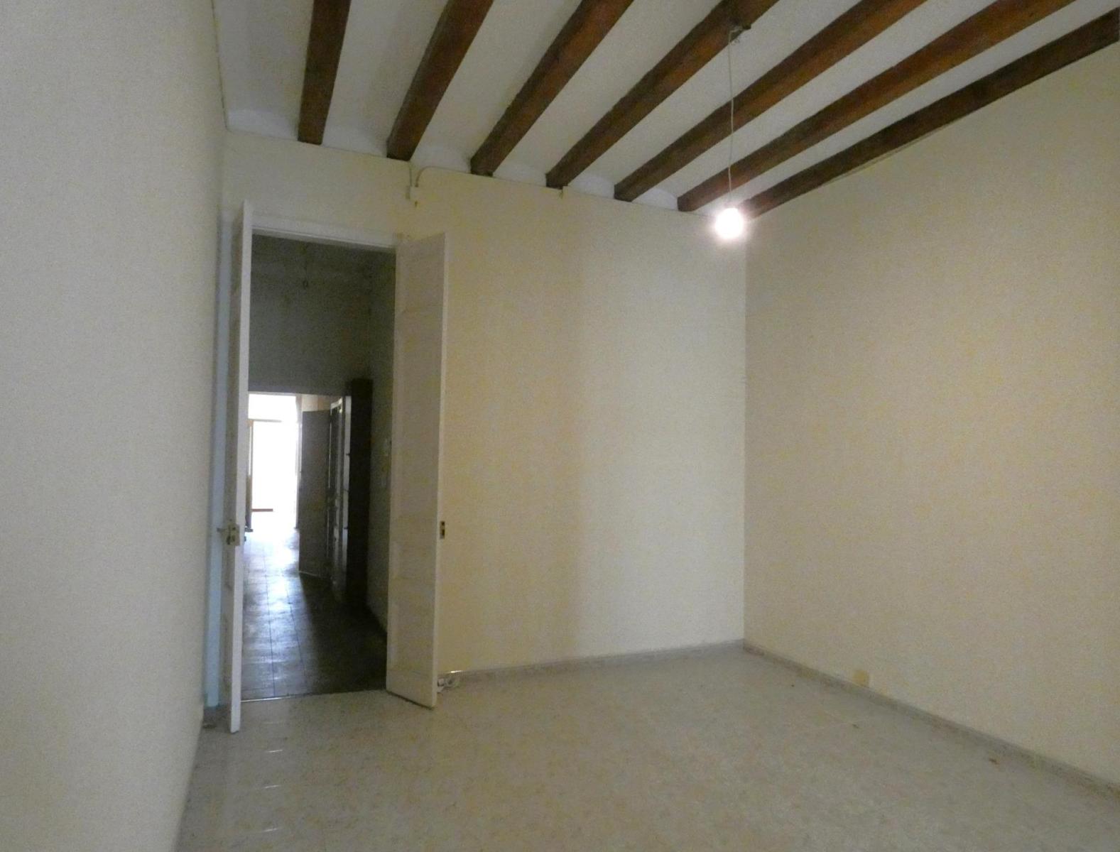 Flat for Sale in Barcelona