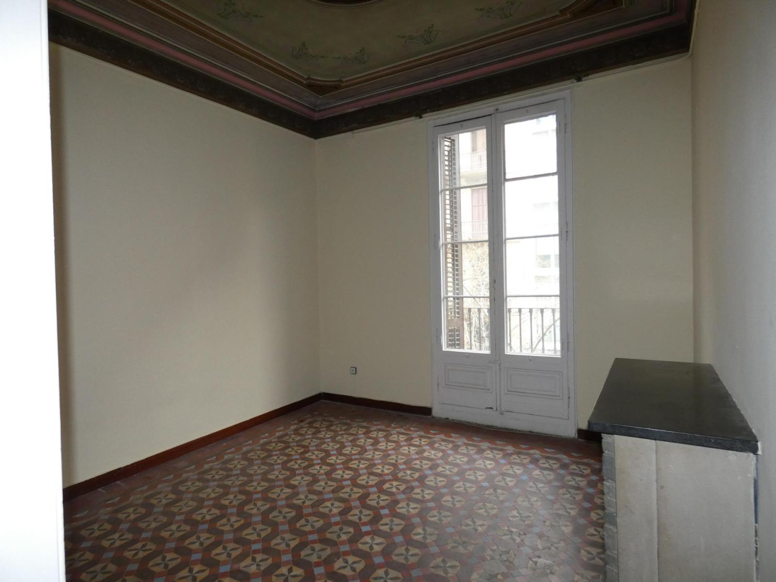 Flat for Sale in Barcelona