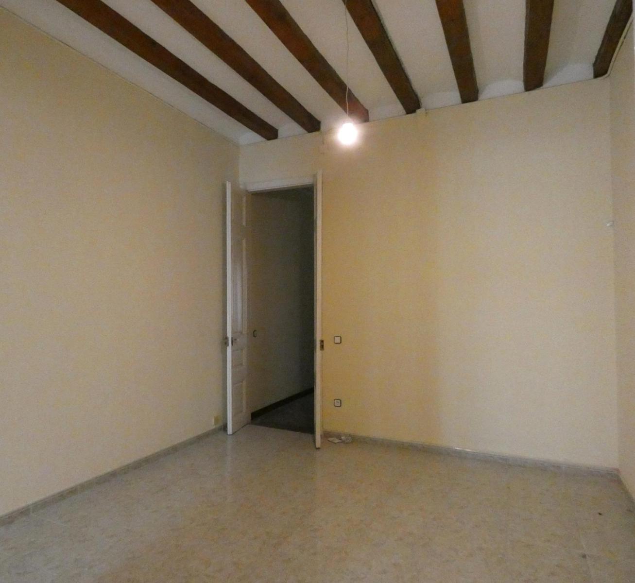 Flat for Sale in Barcelona