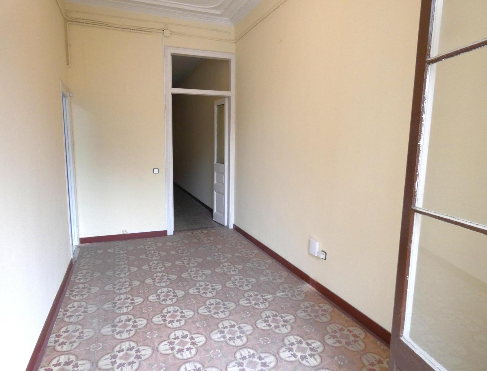 Flat for Sale in Barcelona