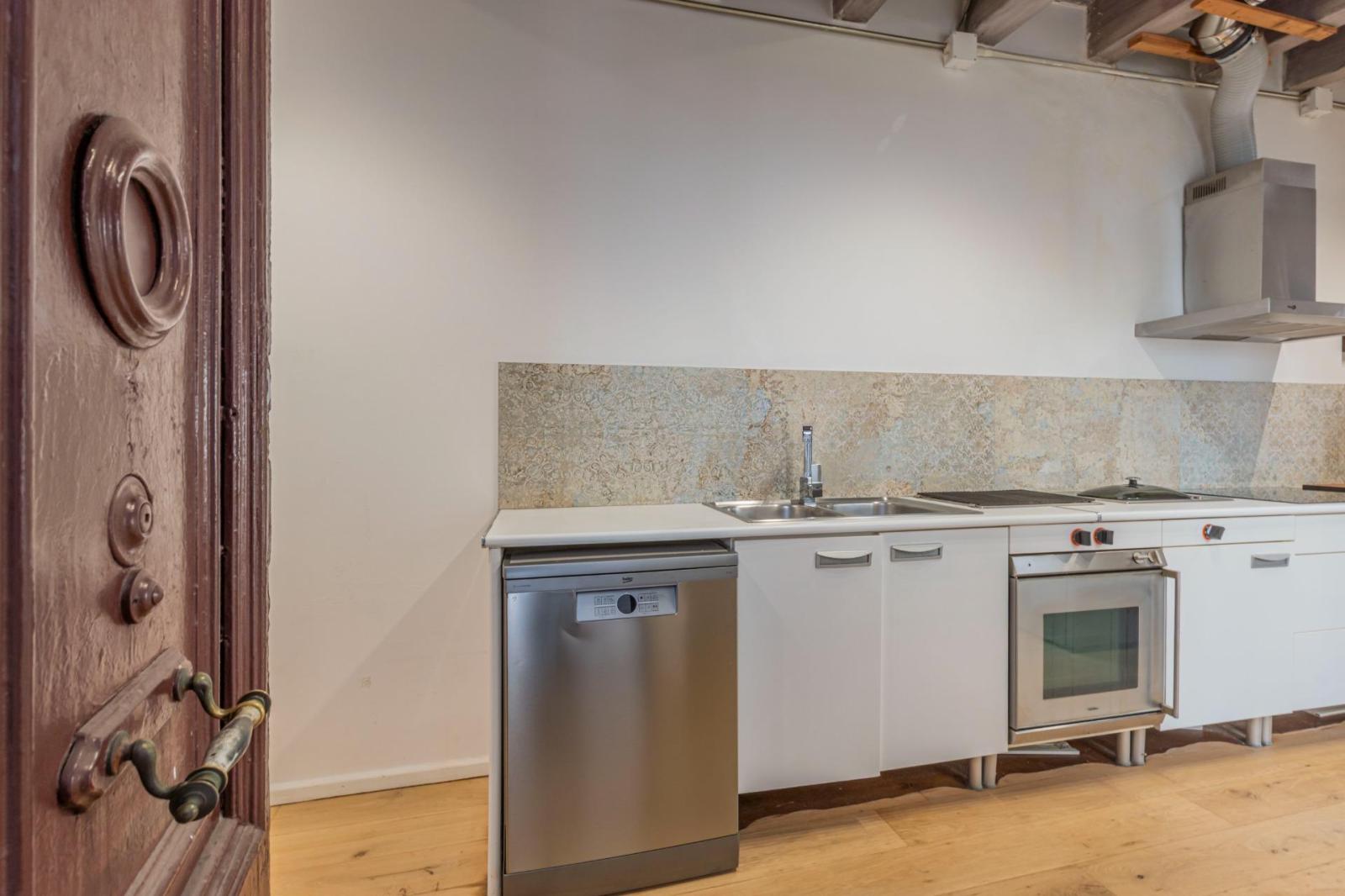 Flat for Sale in Barcelona