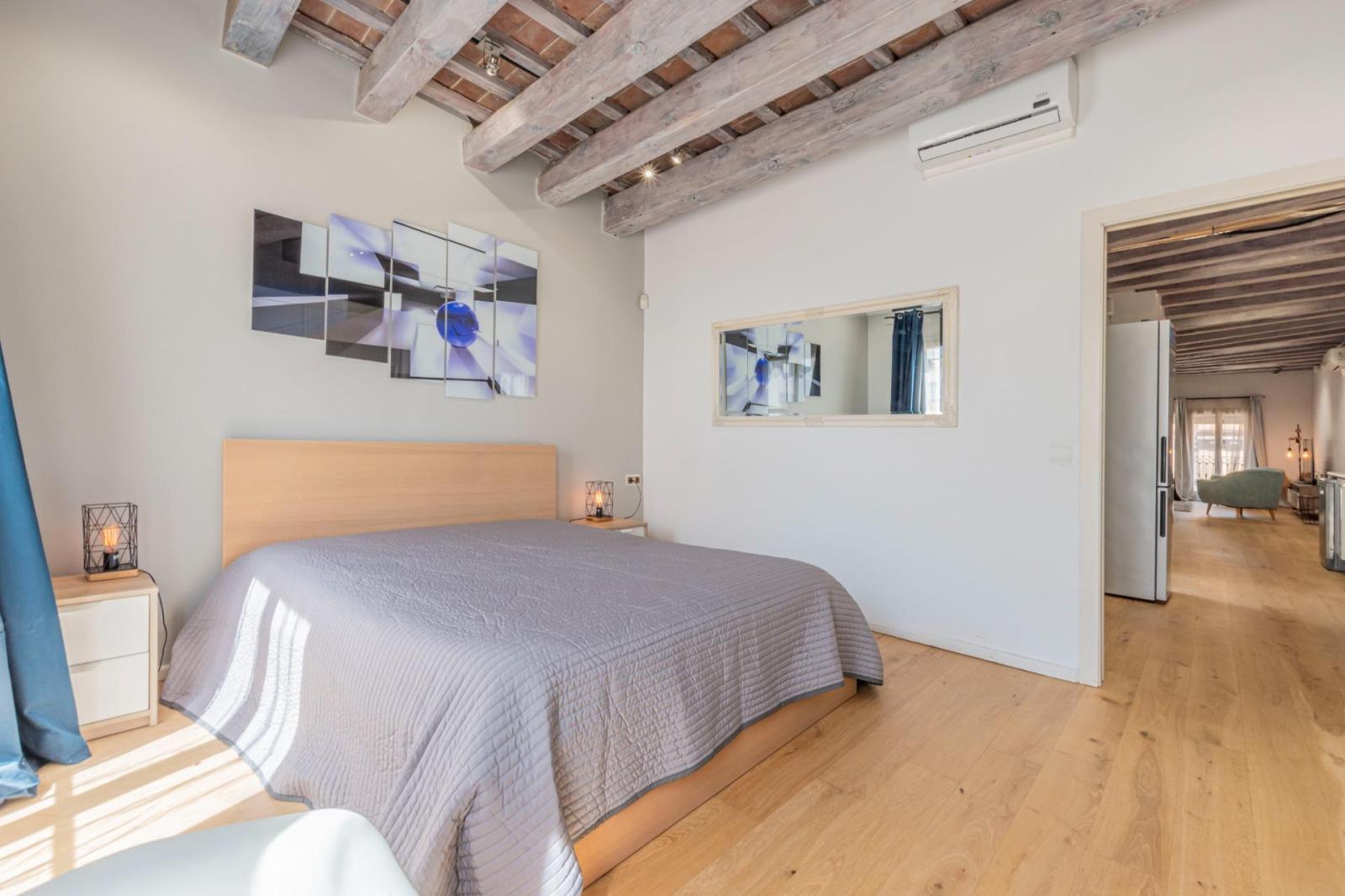 Flat for Sale in Barcelona