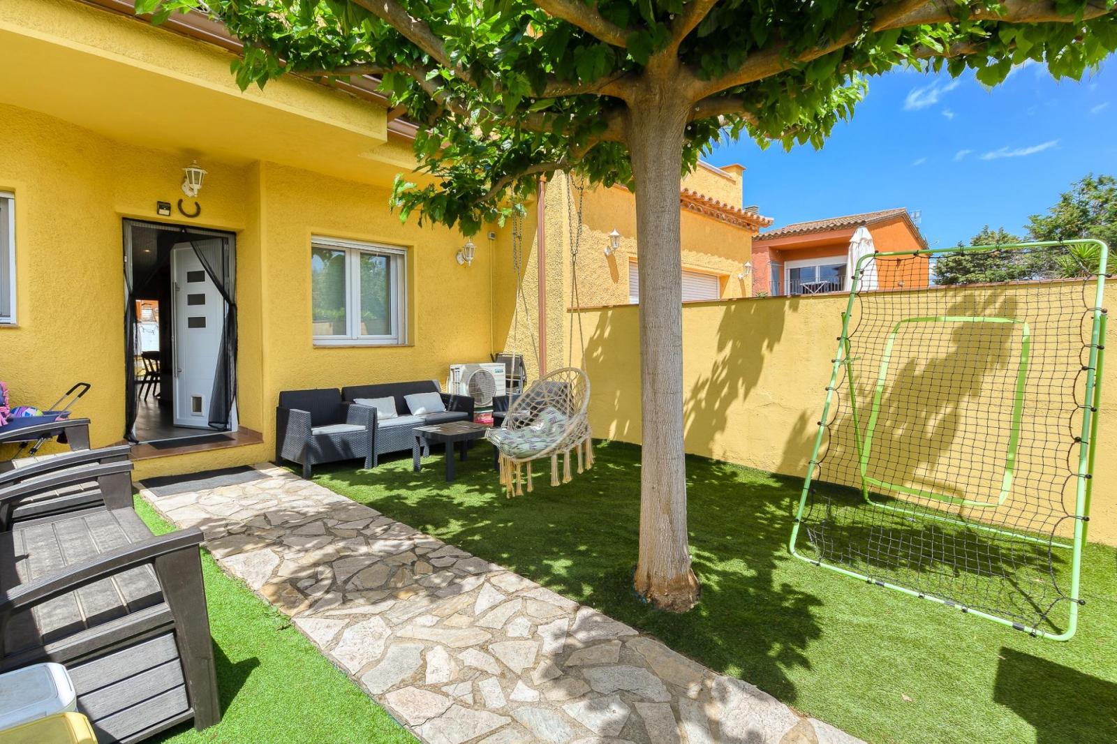 Adosado en Venta en Torroella de Fluvià
