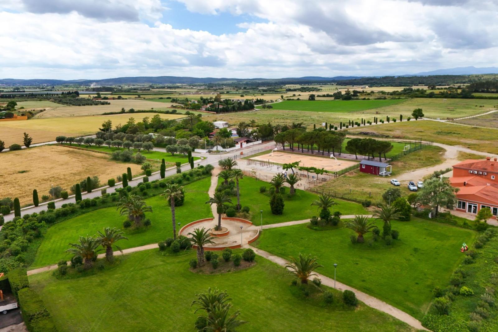 Adosado en Venta en Torroella de Fluvià