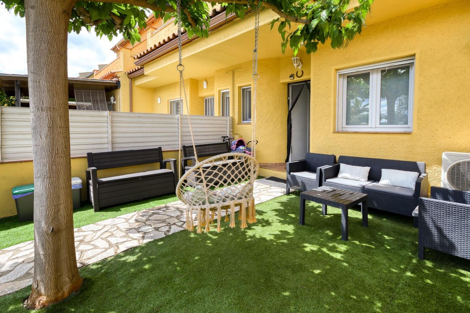 Adosado en Venta en Torroella de Fluvià