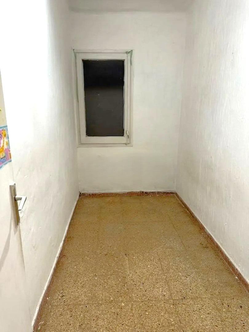 Flat for Sale in L' Hospitalet de Llobregat