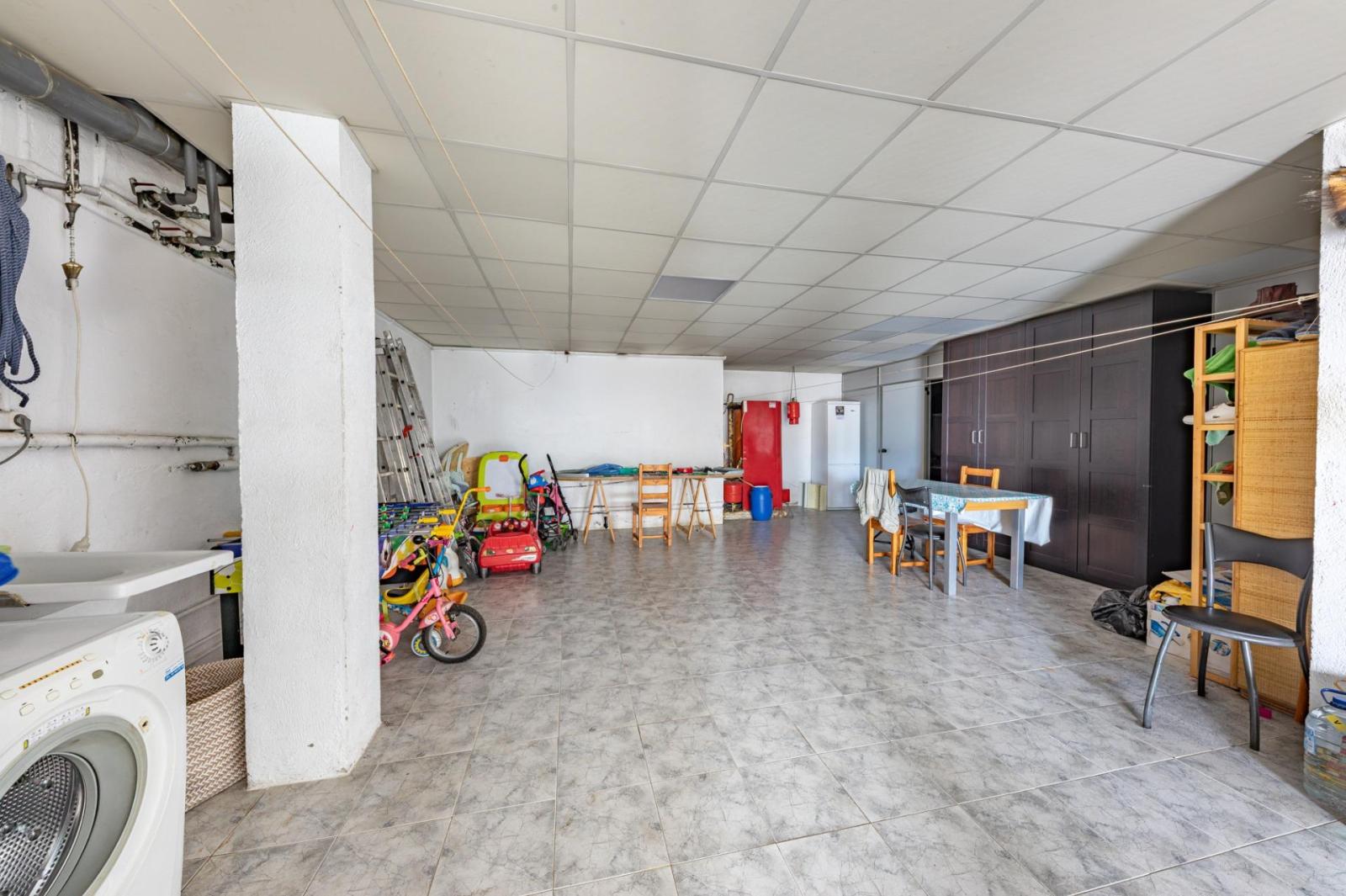 Chalet for Sale in Badalona