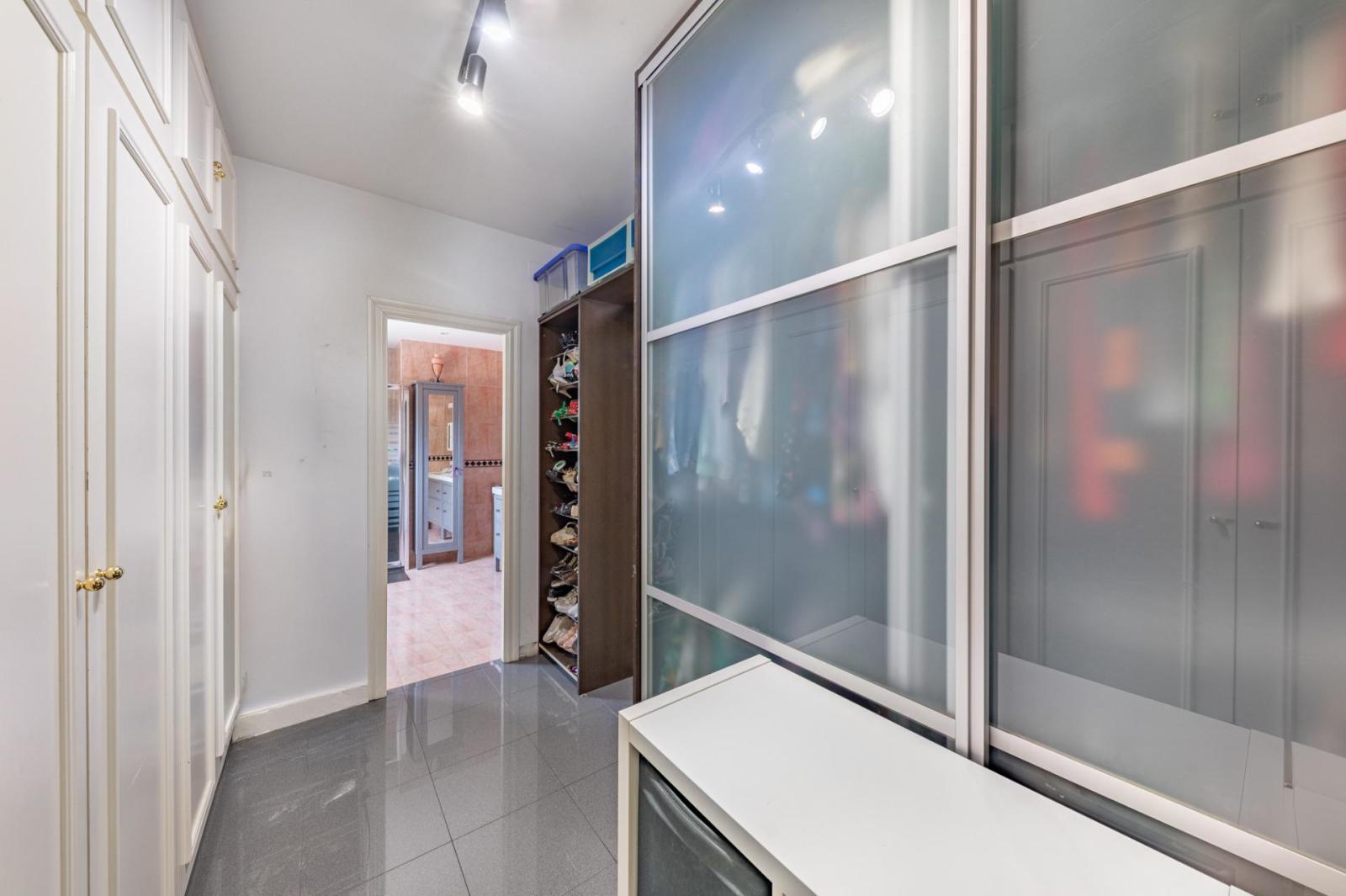 Chalet for Sale in Badalona
