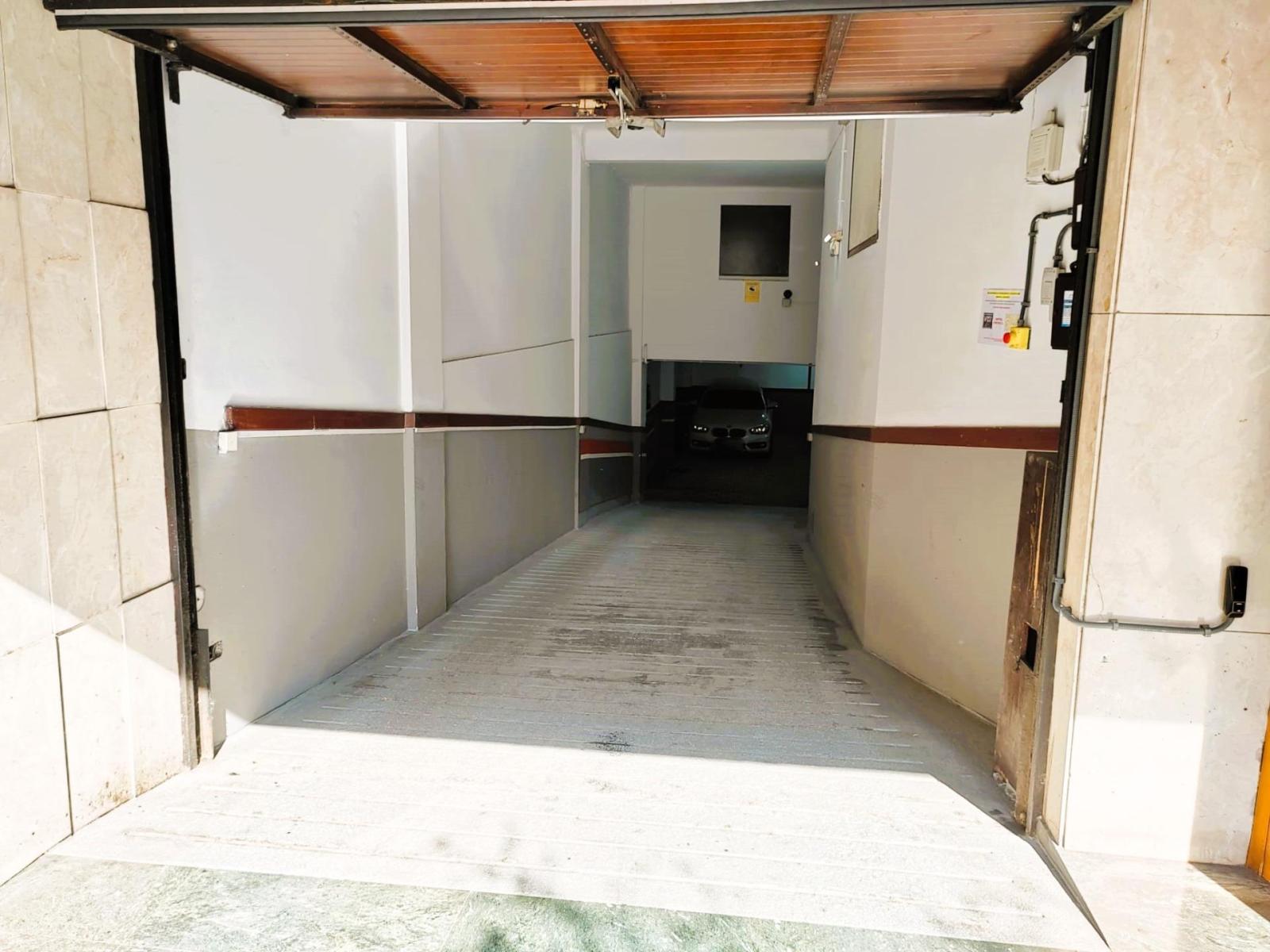 Garage for Rent in Barcelona