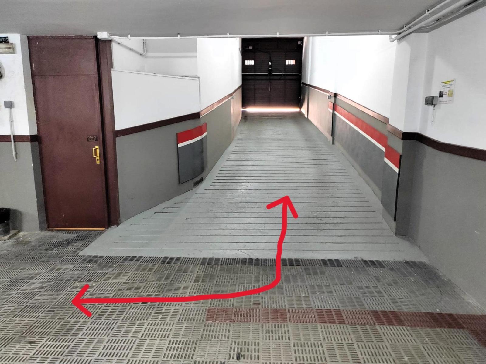 Garage for Rent in Barcelona