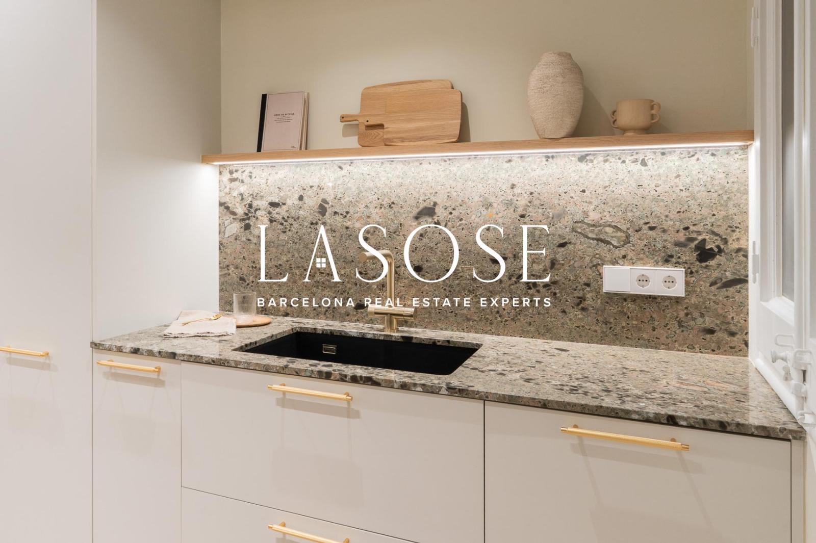 Flat for Sale in Barcelona