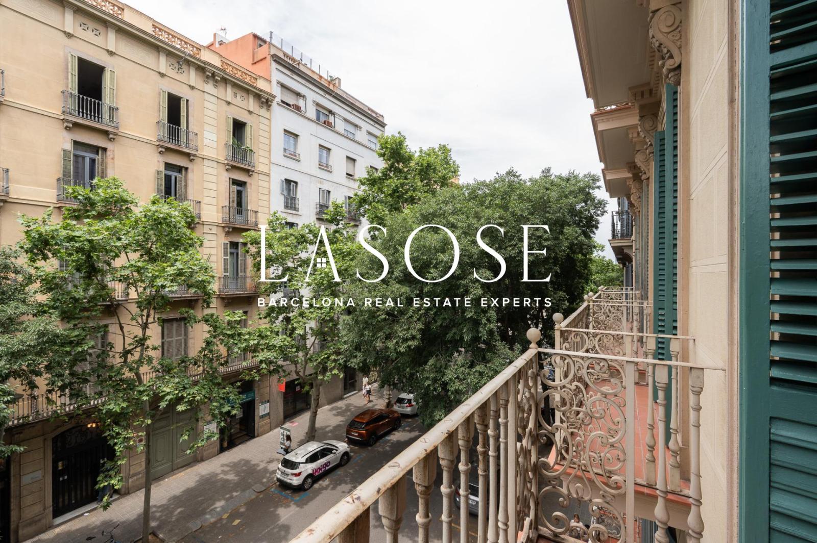 Flat for Sale in Barcelona
