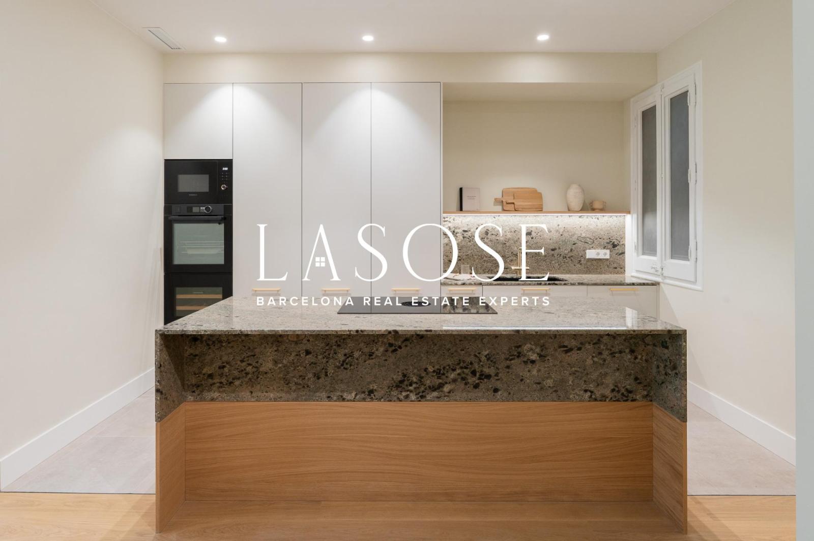 Flat for Sale in Barcelona