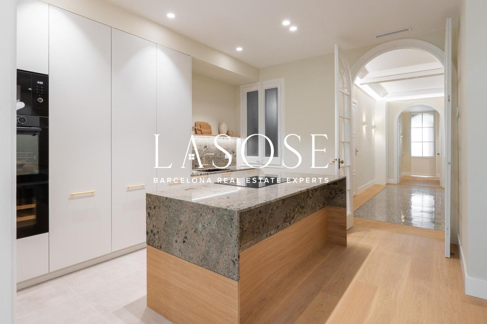 Flat for Sale in Barcelona