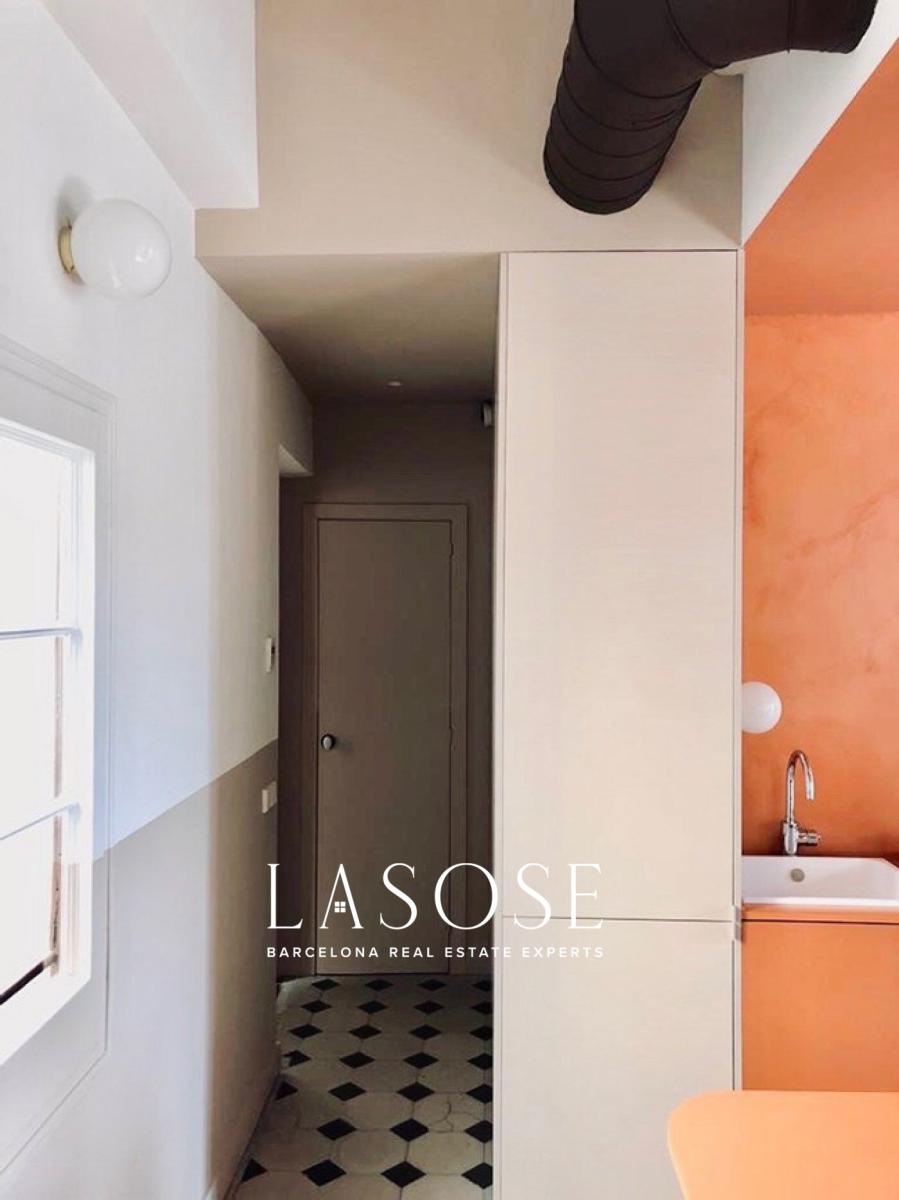 Flat for Sale in Barcelona