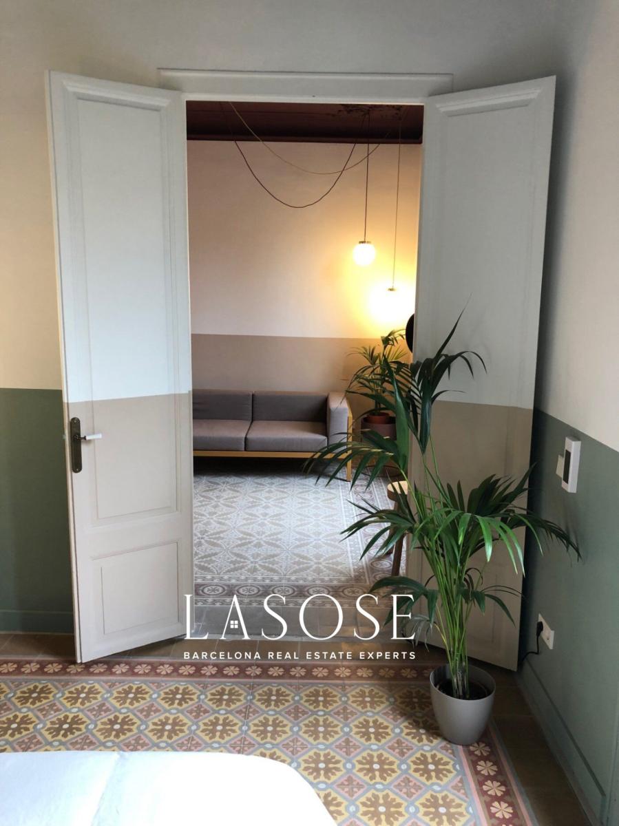 Flat for Sale in Barcelona