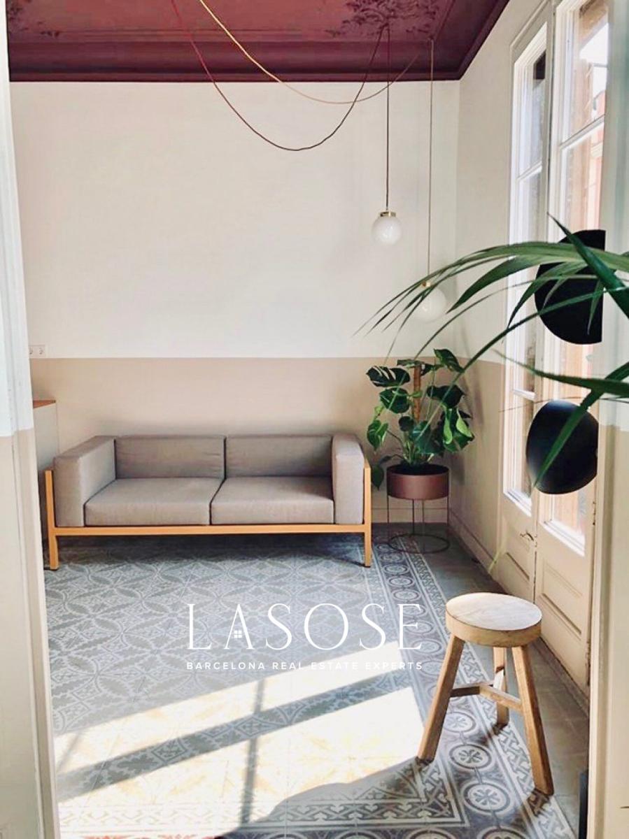 Flat for Sale in Barcelona
