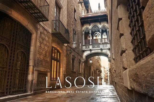 Flat for Sale in Barcelona