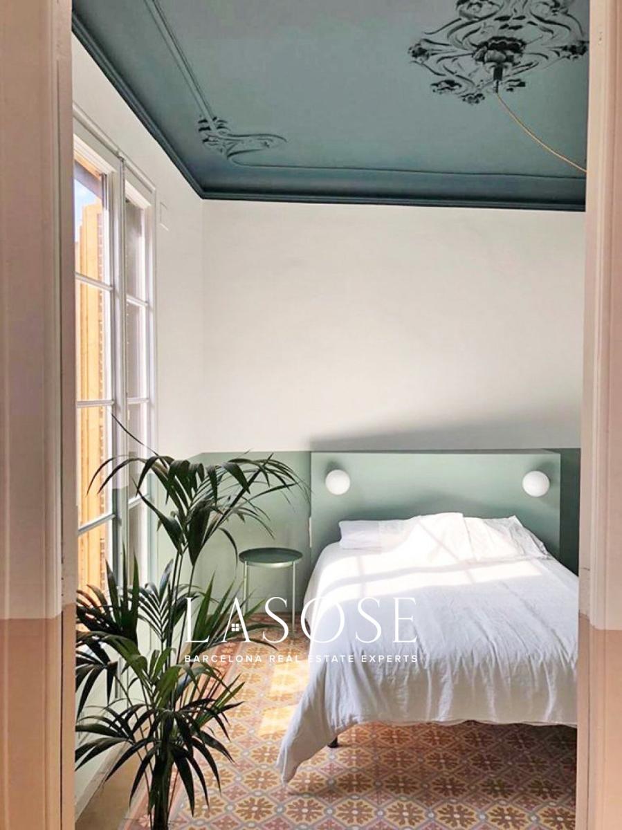 Flat for Sale in Barcelona
