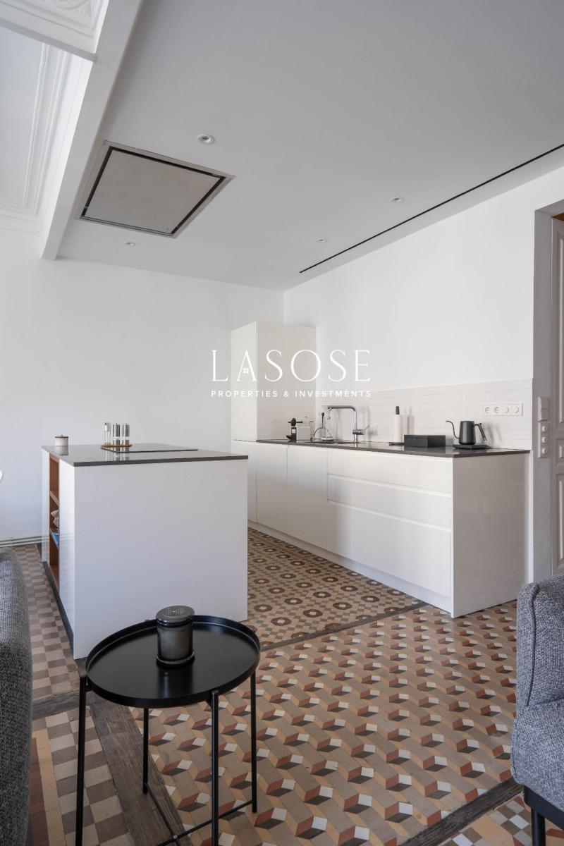 Flat for Sale in Barcelona