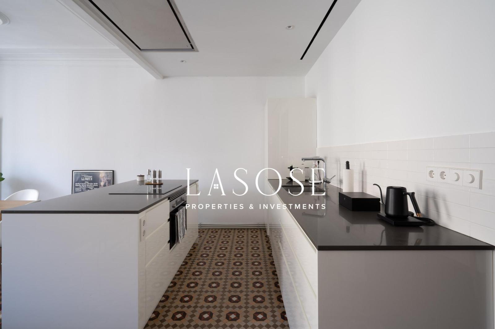 Flat for Sale in Barcelona