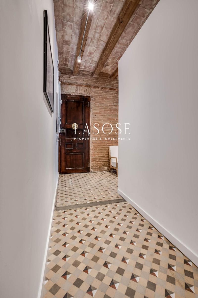 Flat for Sale in Barcelona