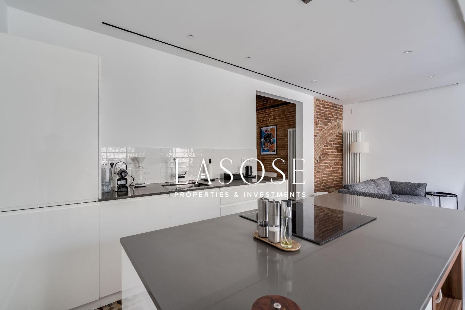 Flat for Sale in Barcelona