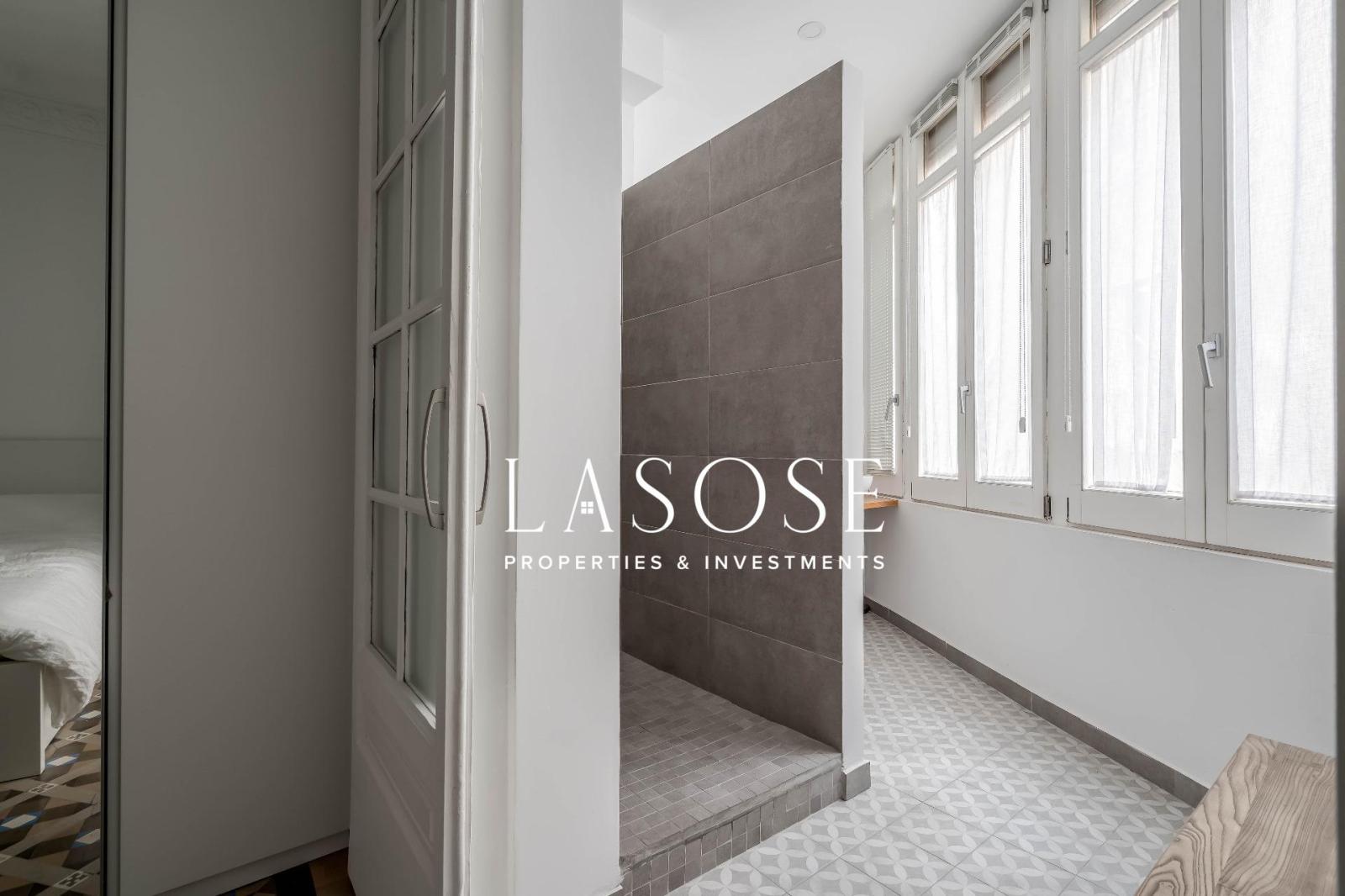Flat for Sale in Barcelona