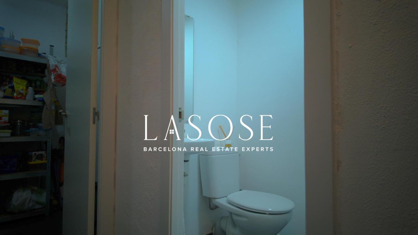 Flat for Sale in Barcelona
