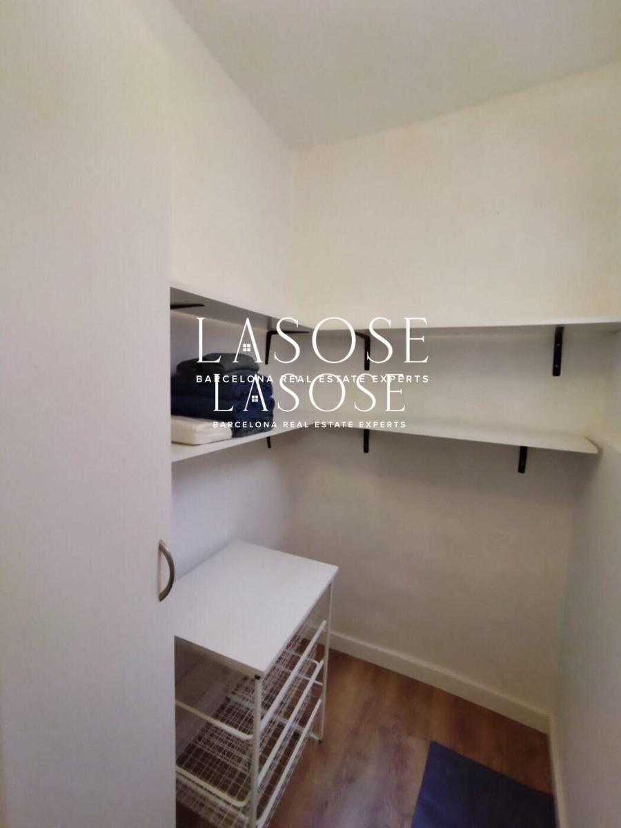 Flat for Sale in Barcelona