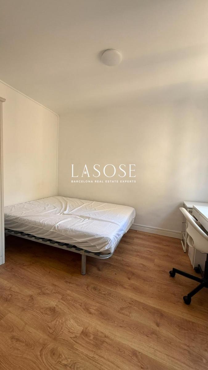 Flat for Sale in Barcelona