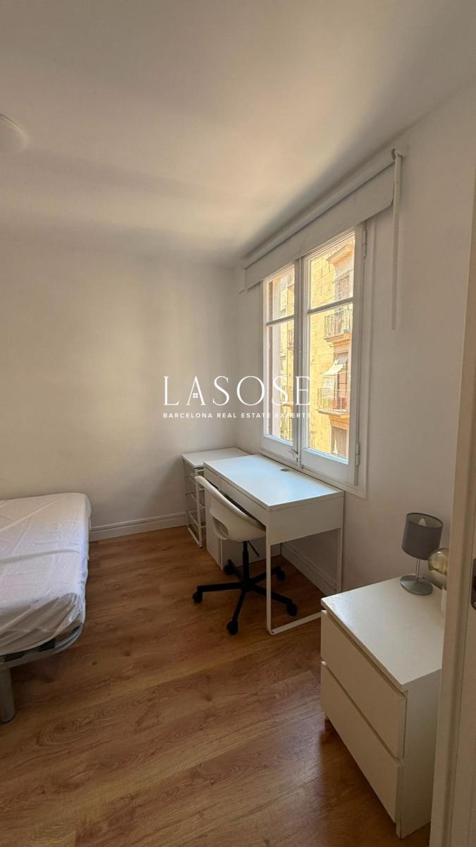 Flat for Sale in Barcelona