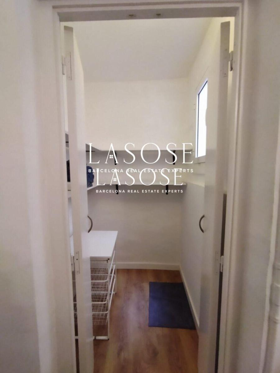 Flat for Sale in Barcelona