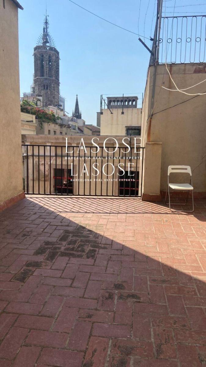 Flat for Sale in Barcelona